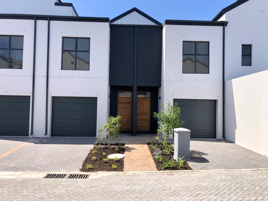 3 Bedroom Property for Sale in Sandown Western Cape